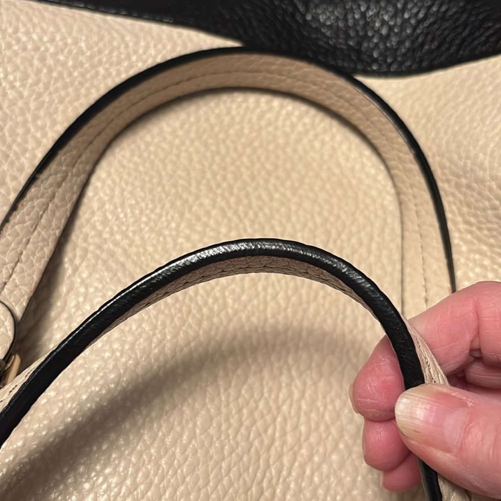 Kate Spade Handbag, authentic - Picture 7 of 7